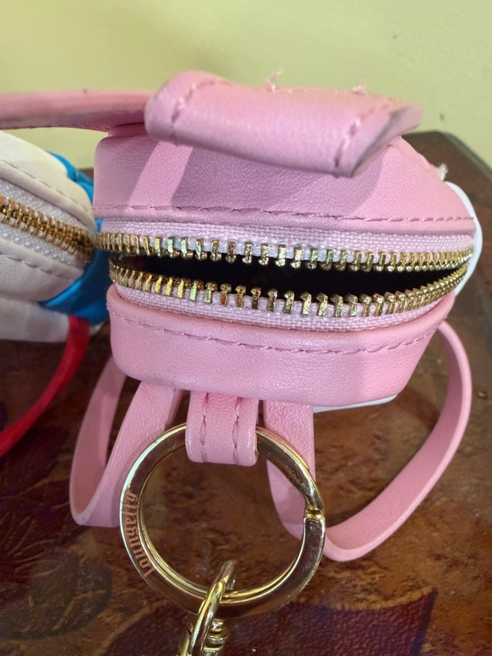 4 Mini Backpack Keychain Charms - Picture 6 of 10